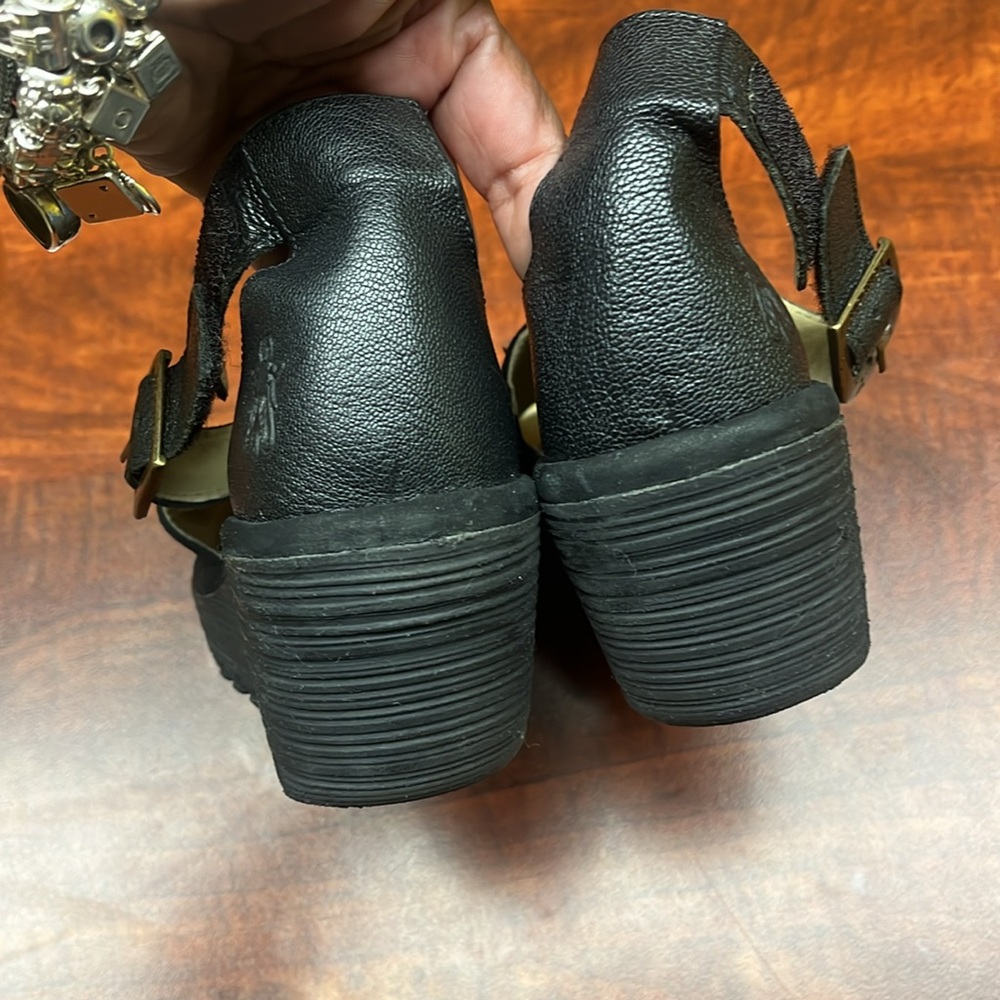 Fly London black suede Yall wedge sandals - Picture 5 of 9